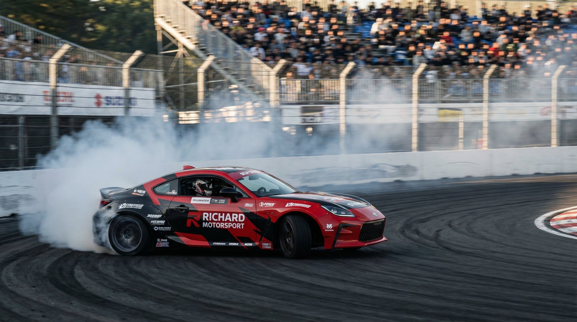 国产汽车解说赛道视频